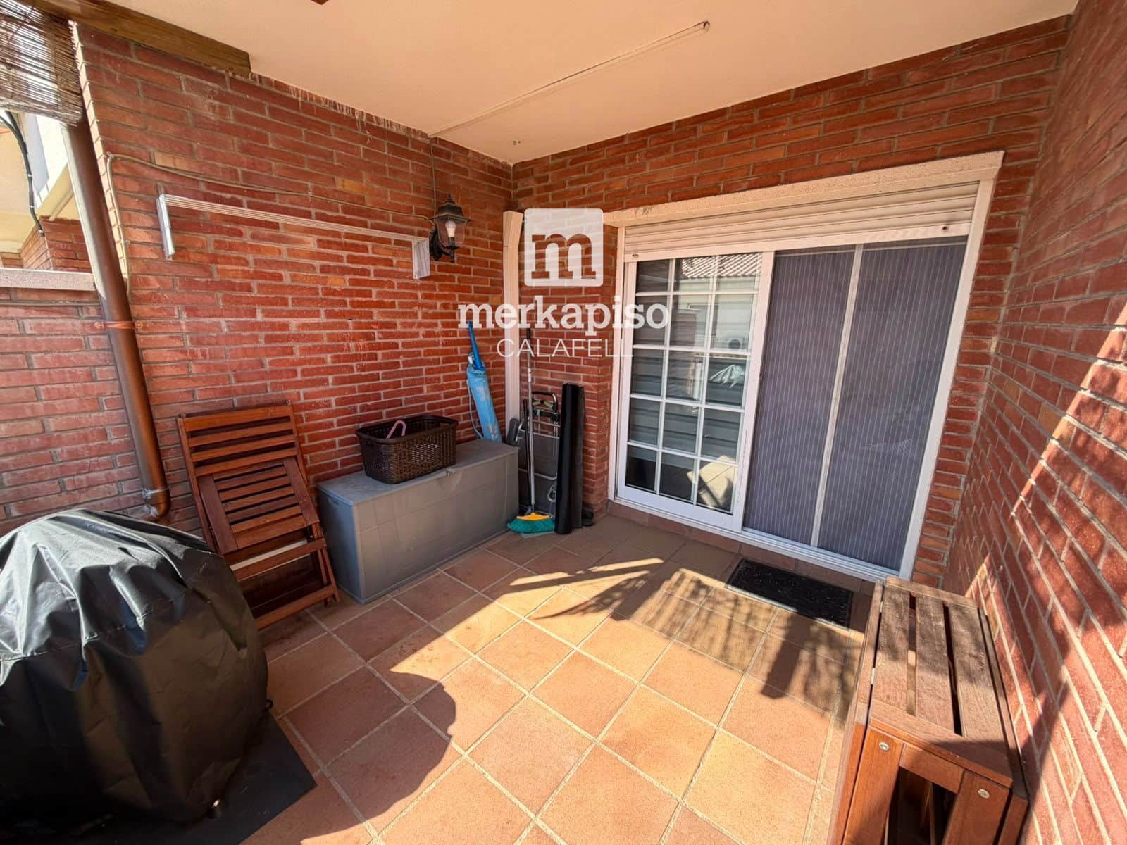 4 bedroom Townhouse for sale in Calafell with garage - € 295,000 (Ref: 10102885)