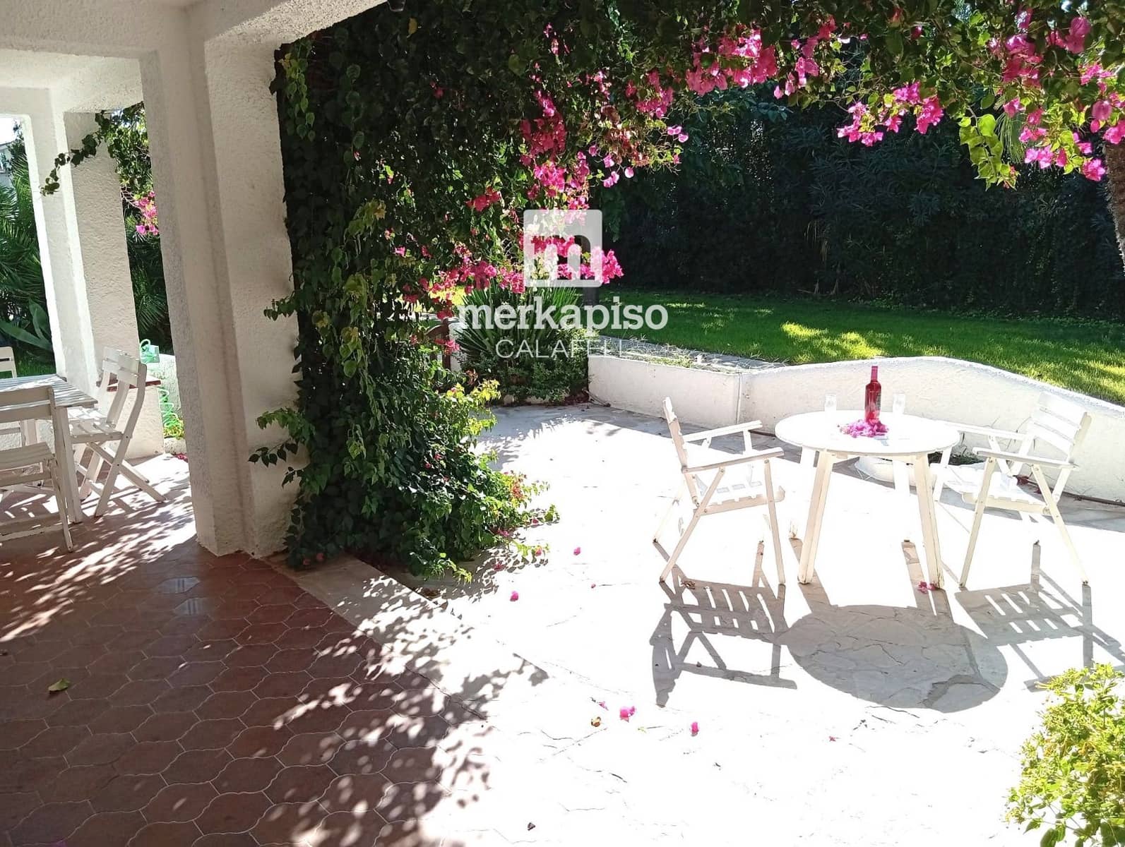 4 bedroom Townhouse for sale in Calafell with pool garage - € 445,000 (Ref: 10112187)