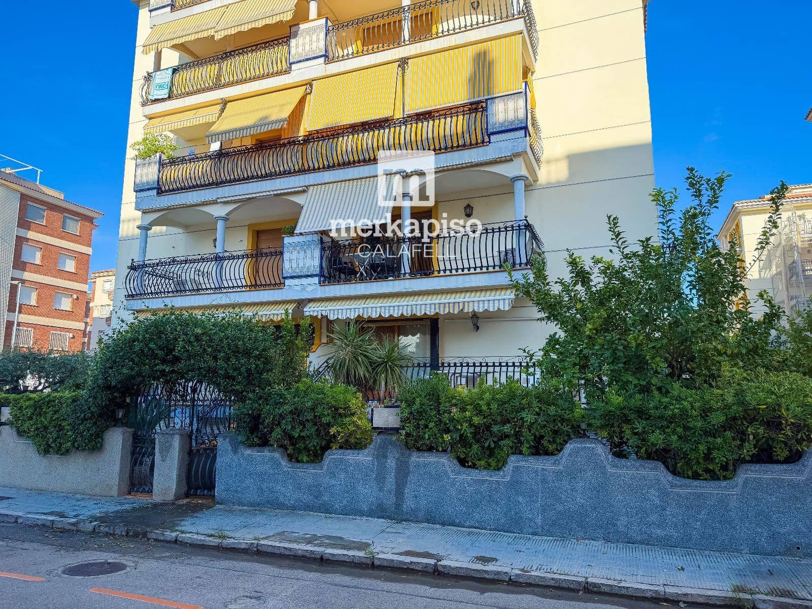 3 bedroom Flat for sale in Calafell with pool garage - € 339,000 (Ref: 10120592)