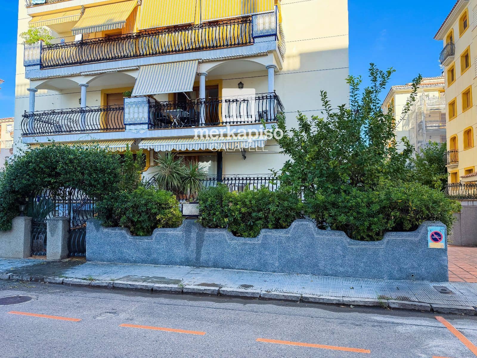 3 bedroom Flat for sale in Calafell with pool garage - € 339,000 (Ref: 10120592)