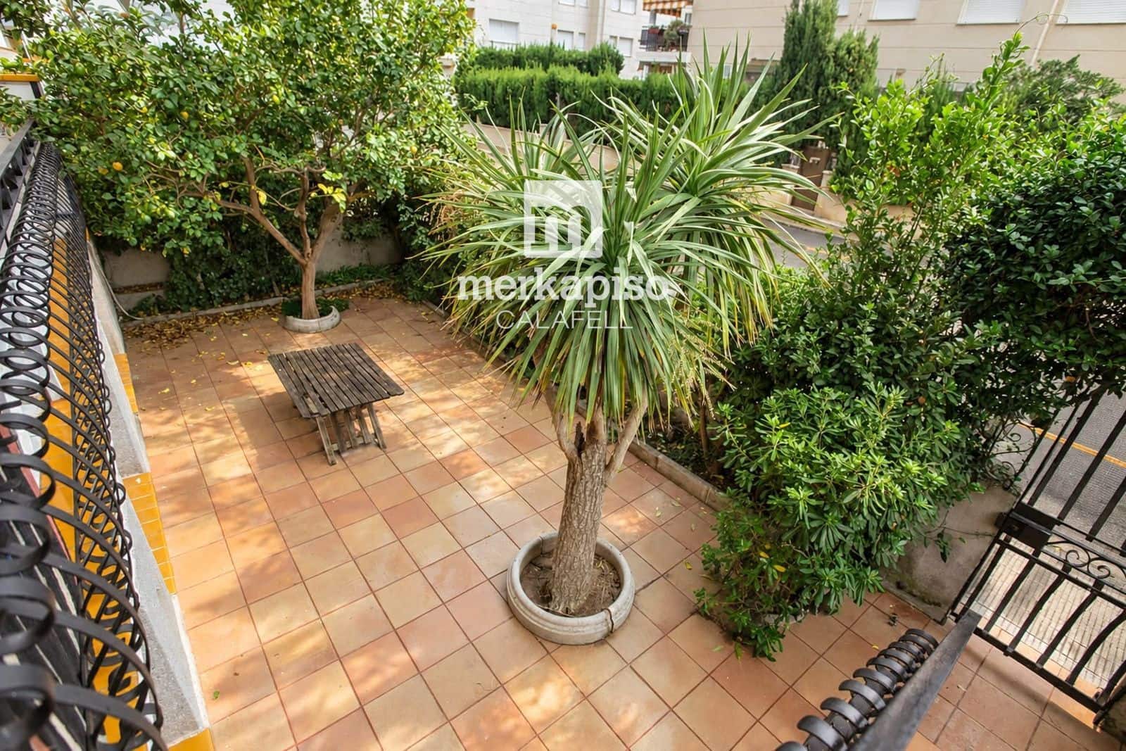 3 bedroom Flat for sale in Calafell with pool garage - € 339,000 (Ref: 10120592)