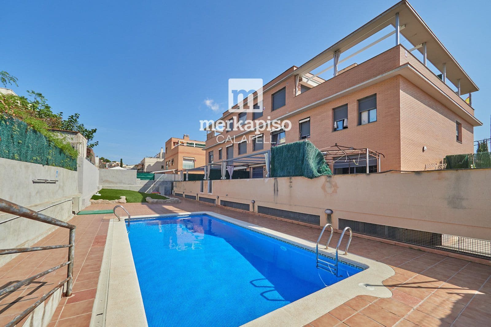 Piso de 2 habitaciones en Segur de Calafell en venta con piscina garaje - 184.000 € (Ref: 10124673)