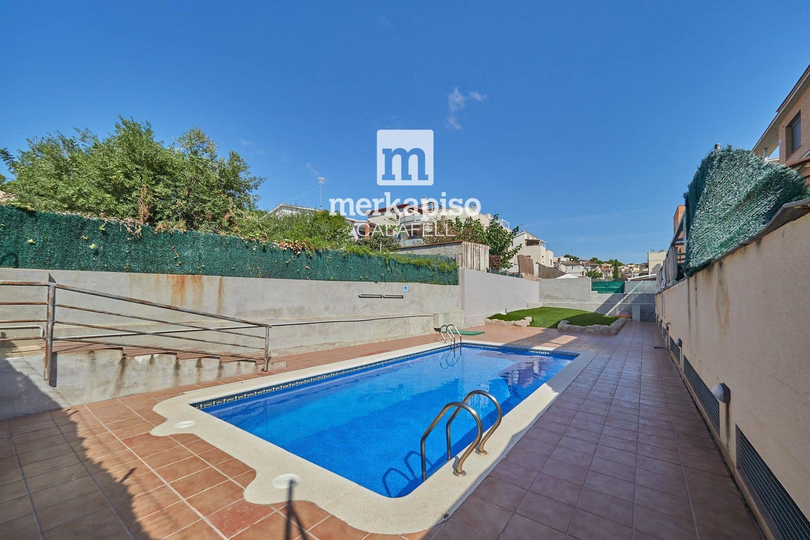 Piso de 2 habitaciones en Segur de Calafell en venta con piscina garaje - 184.000 € (Ref: 10124673)