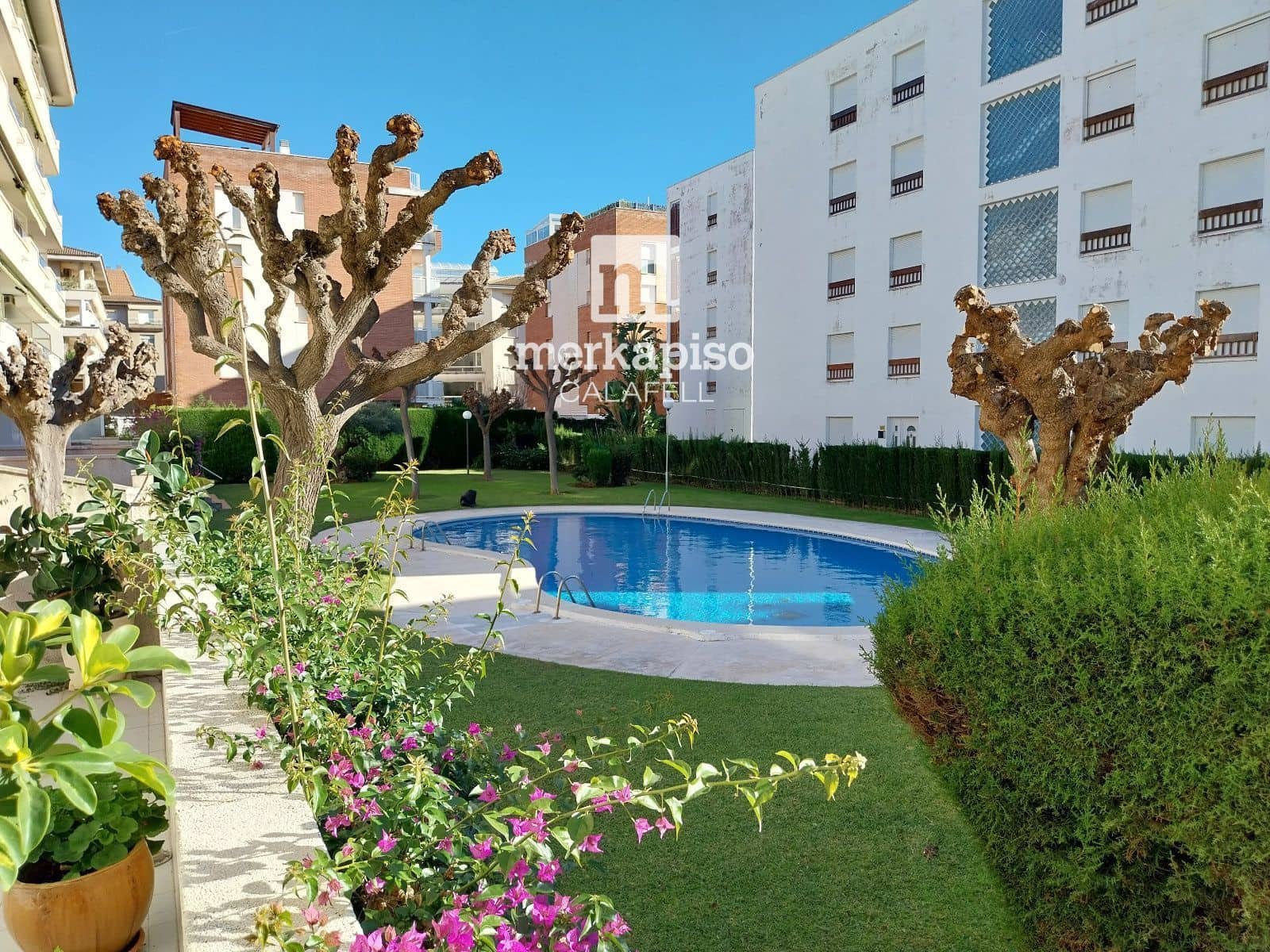 2 soverom Leilighet til salgs i Calafell med svømmebasseng garasje - € 290 000 (Ref: 10160010)