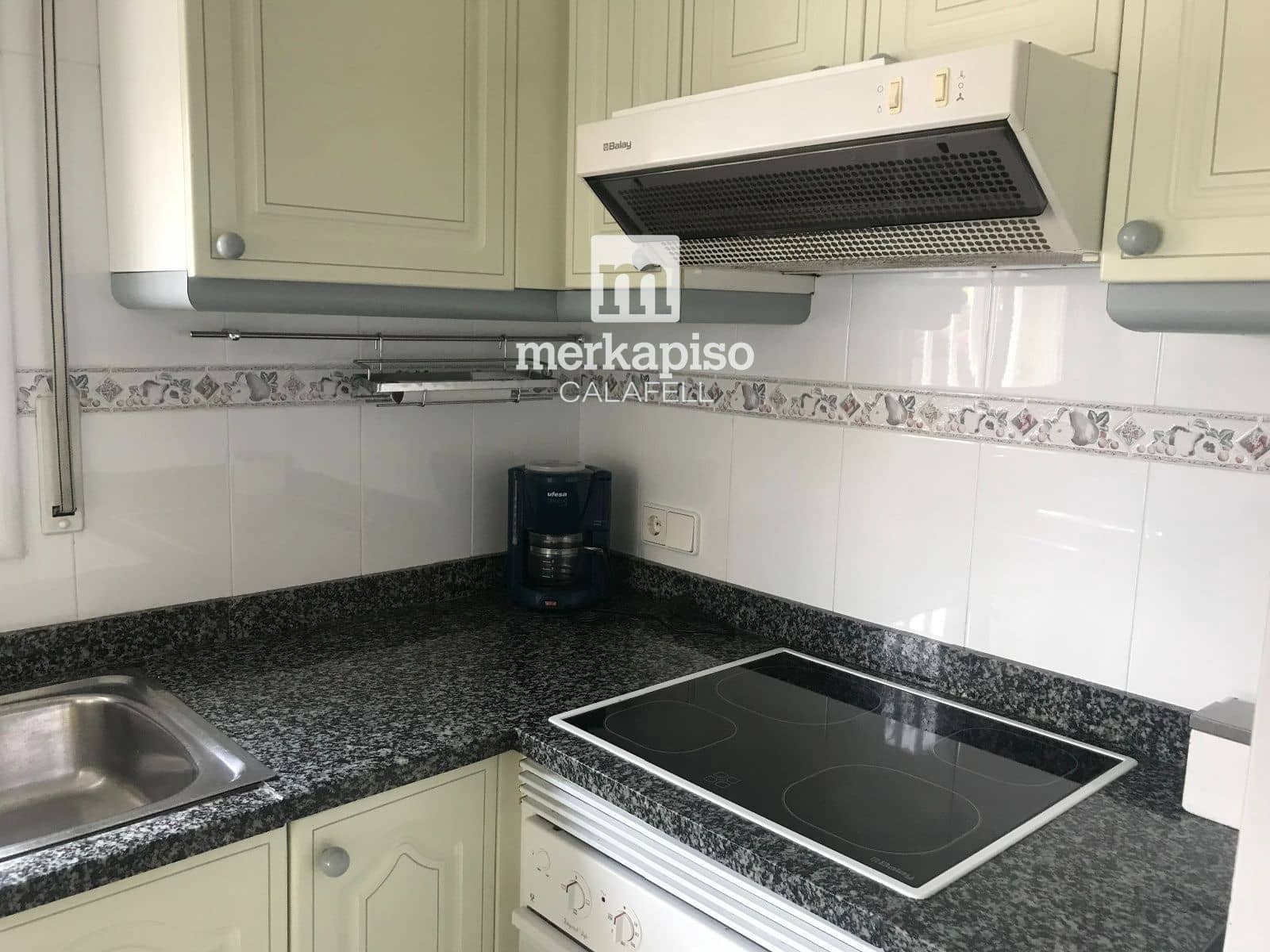 2 soverom Leilighet til salgs i Calafell med svømmebasseng garasje - € 290 000 (Ref: 10160010)