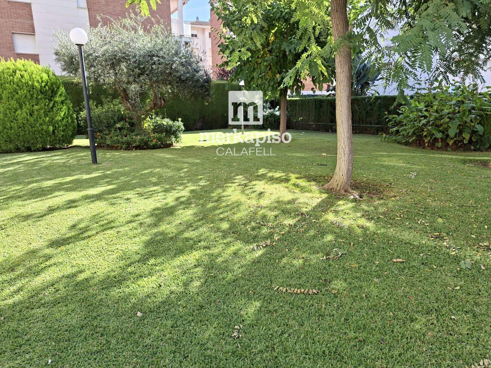2 soverom Leilighet til salgs i Calafell med svømmebasseng garasje - € 290 000 (Ref: 10160010)