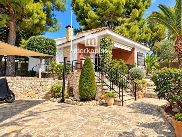 3 Zimmer Villa zu verkaufen in Calafell mit Garage - 379.000 € (Ref: 10163273)