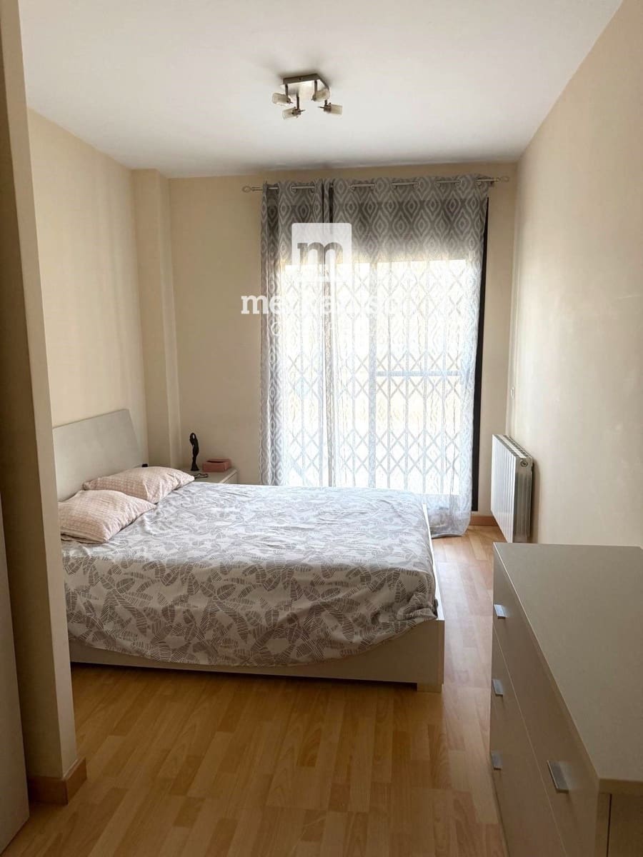 2 bedroom Flat for sale in Vilanova i la Geltru with pool garage - € 349,000 (Ref: 10172981)