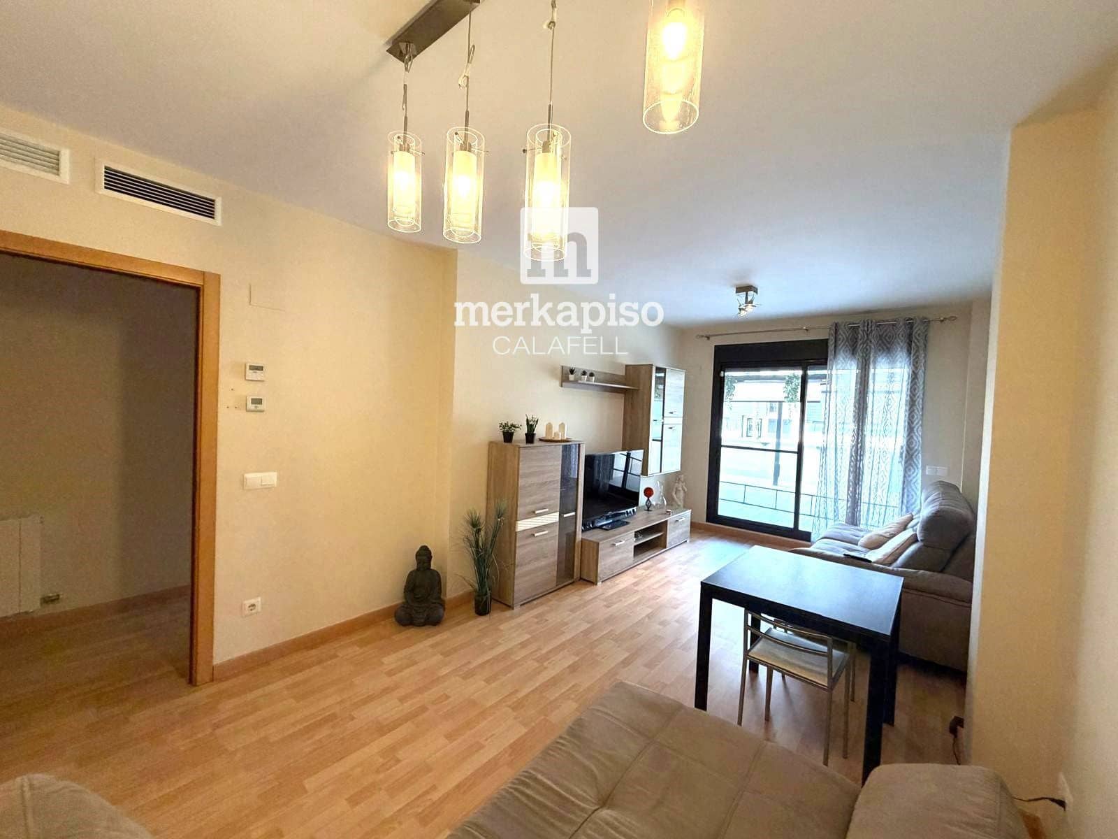 2 bedroom Flat for sale in Vilanova i la Geltru with pool garage - € 349,000 (Ref: 10172981)