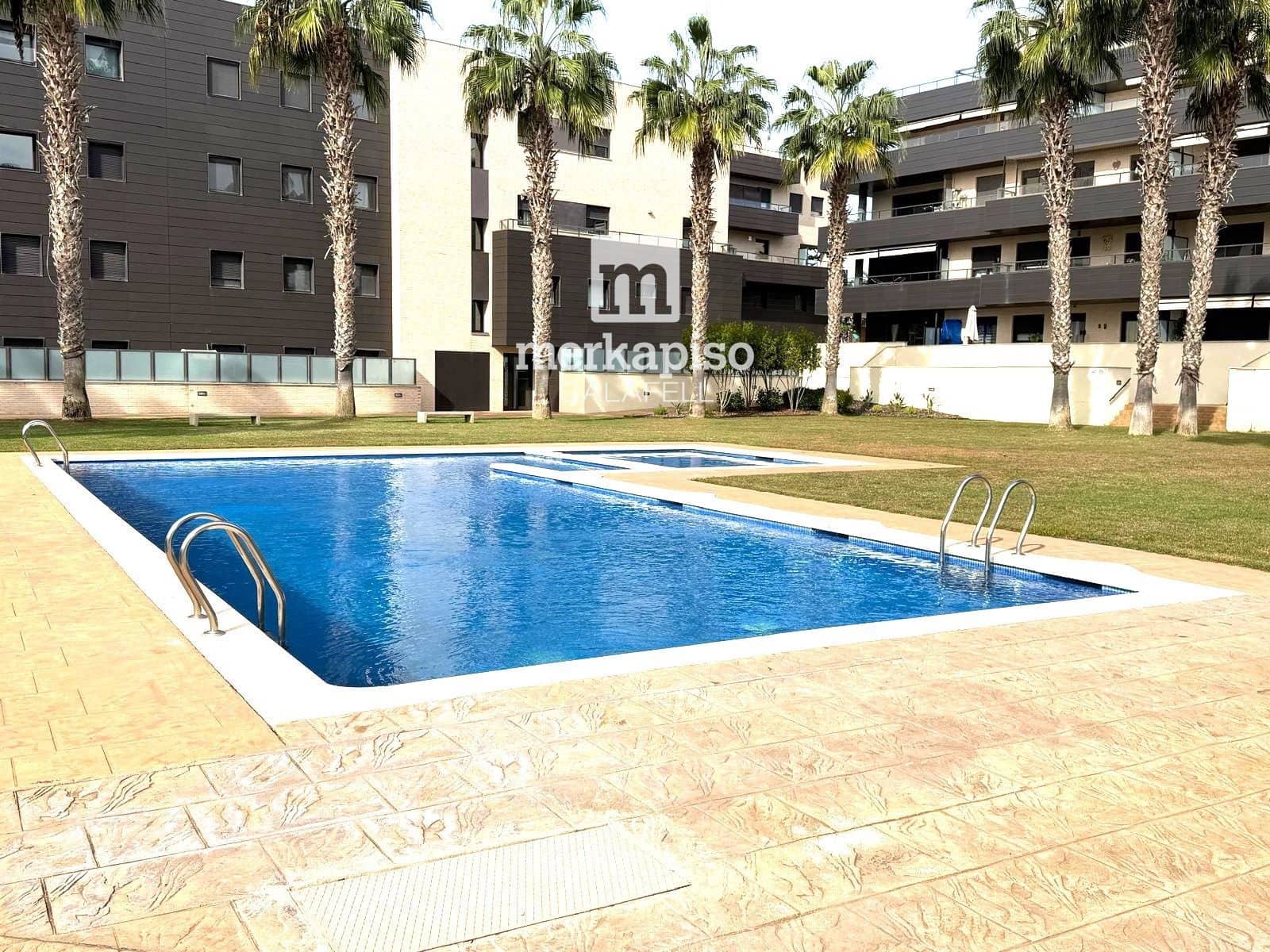 2 bedroom Flat for sale in Vilanova i la Geltru with pool garage - € 349,000 (Ref: 10172981)