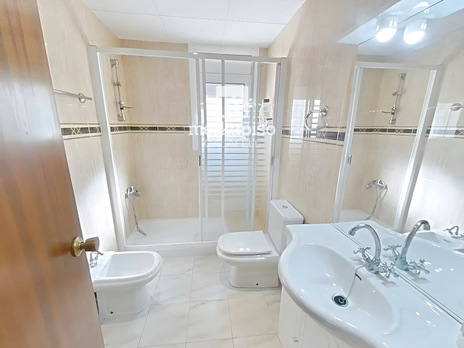 4 makuuhuone Omakotitalo myytävänä paikassa Cunit - 385 000 € (Ref: 10175665)