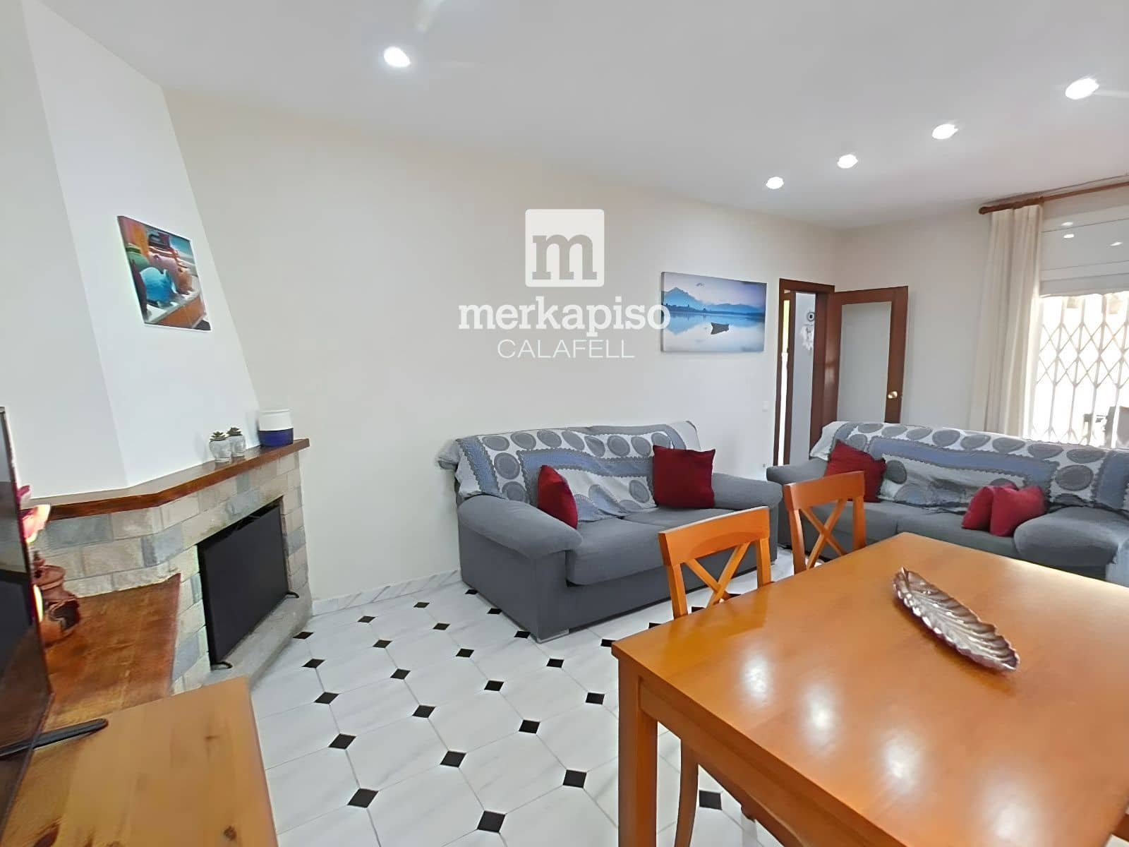 4 makuuhuone Omakotitalo myytävänä paikassa Cunit - 385 000 € (Ref: 10175665)