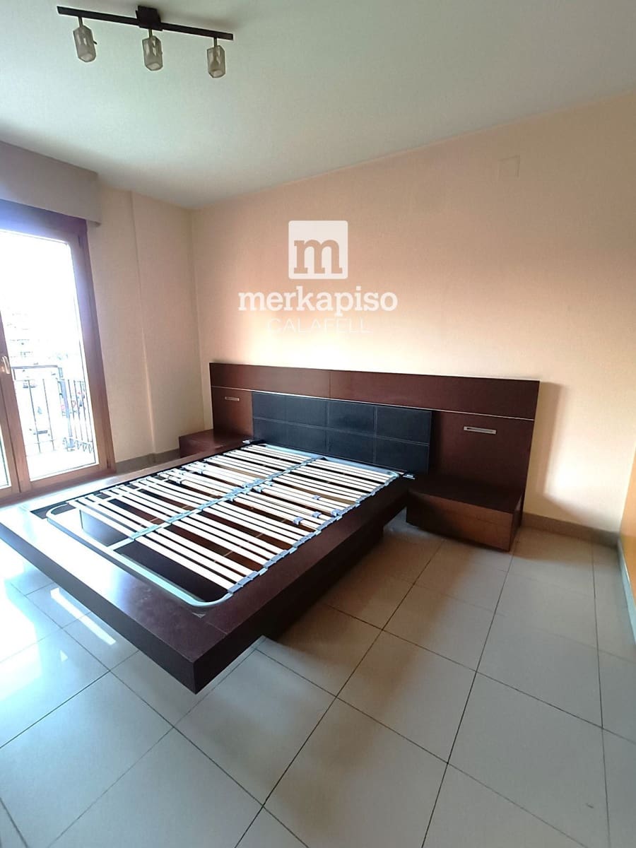 4 sypialnia Mieszkanie na sprzedaż w El Vendrell z garażem - 215 000 € (Ref: 10175667)