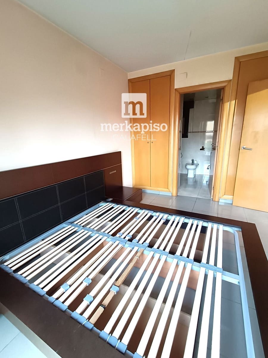 4 sypialnia Mieszkanie na sprzedaż w El Vendrell z garażem - 215 000 € (Ref: 10175667)