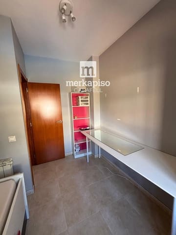 3 Zimmer Haus zu verkaufen in El Vendrell mit Pool Garage - 325.000 € (Ref: 10177531)