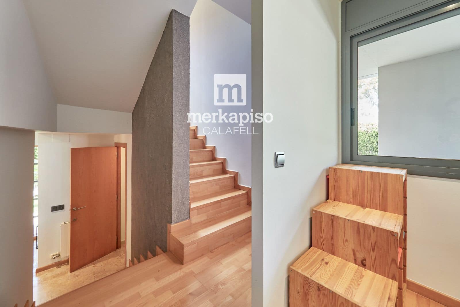 4 soverom Villa til salgs i Cunit med svømmebasseng garasje - € 850 000 (Ref: 10185485)