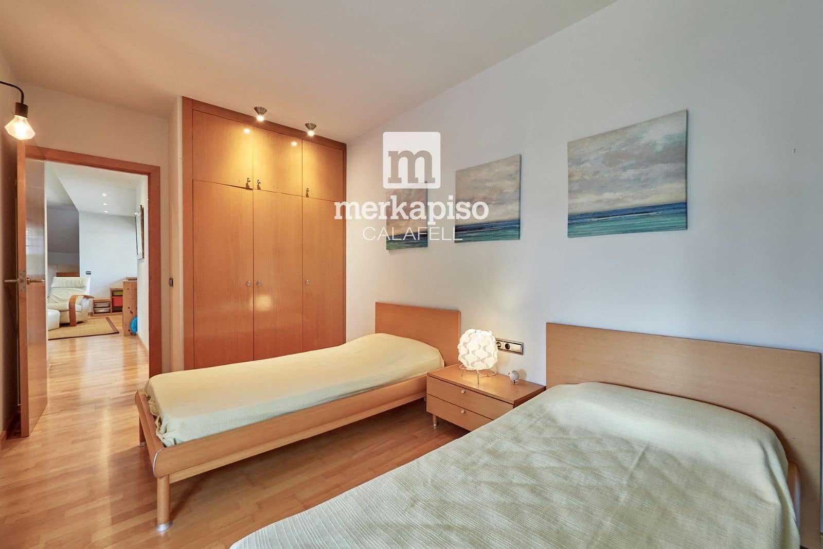 4 soverom Villa til salgs i Cunit med svømmebasseng garasje - € 850 000 (Ref: 10185485)