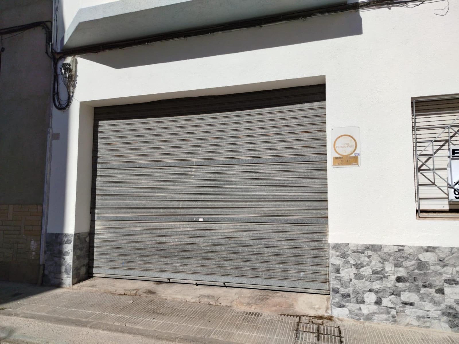 Commercial for sale in Calafell - € 110,000 (Ref: 7405907)