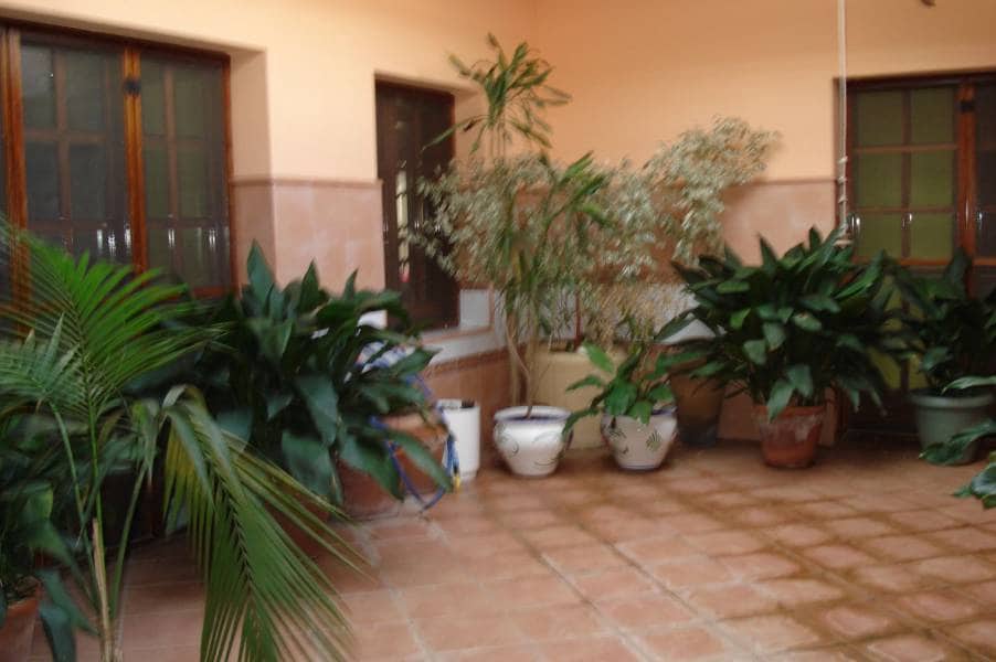 5 soverom Villa til salgs i Santa Oliva med svømmebasseng garasje - € 675 000 (Ref: 7405911)