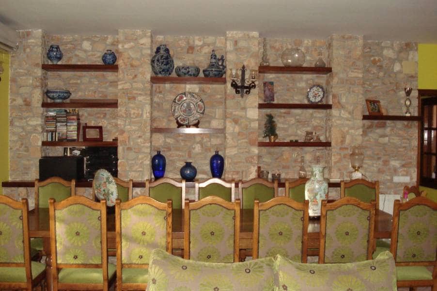 5 soverom Villa til salgs i Santa Oliva med svømmebasseng garasje - € 675 000 (Ref: 7405911)