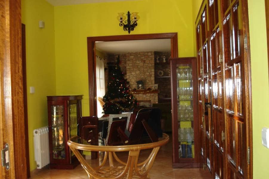 5 soverom Villa til salgs i Santa Oliva med svømmebasseng garasje - € 675 000 (Ref: 7405911)