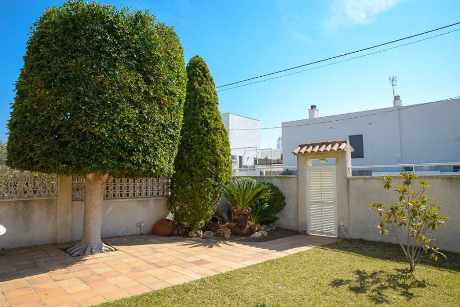 4 soveværelse Villa til salg i Calafell med swimmingpool garage - € 550.000 (Ref: 7405962)