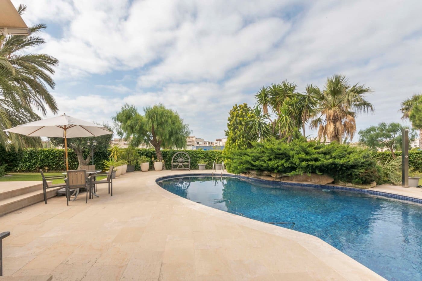 6 bedroom Villa for sale in Segur de Calafell, Calafell with pool garage € 1,200,000 (Ref