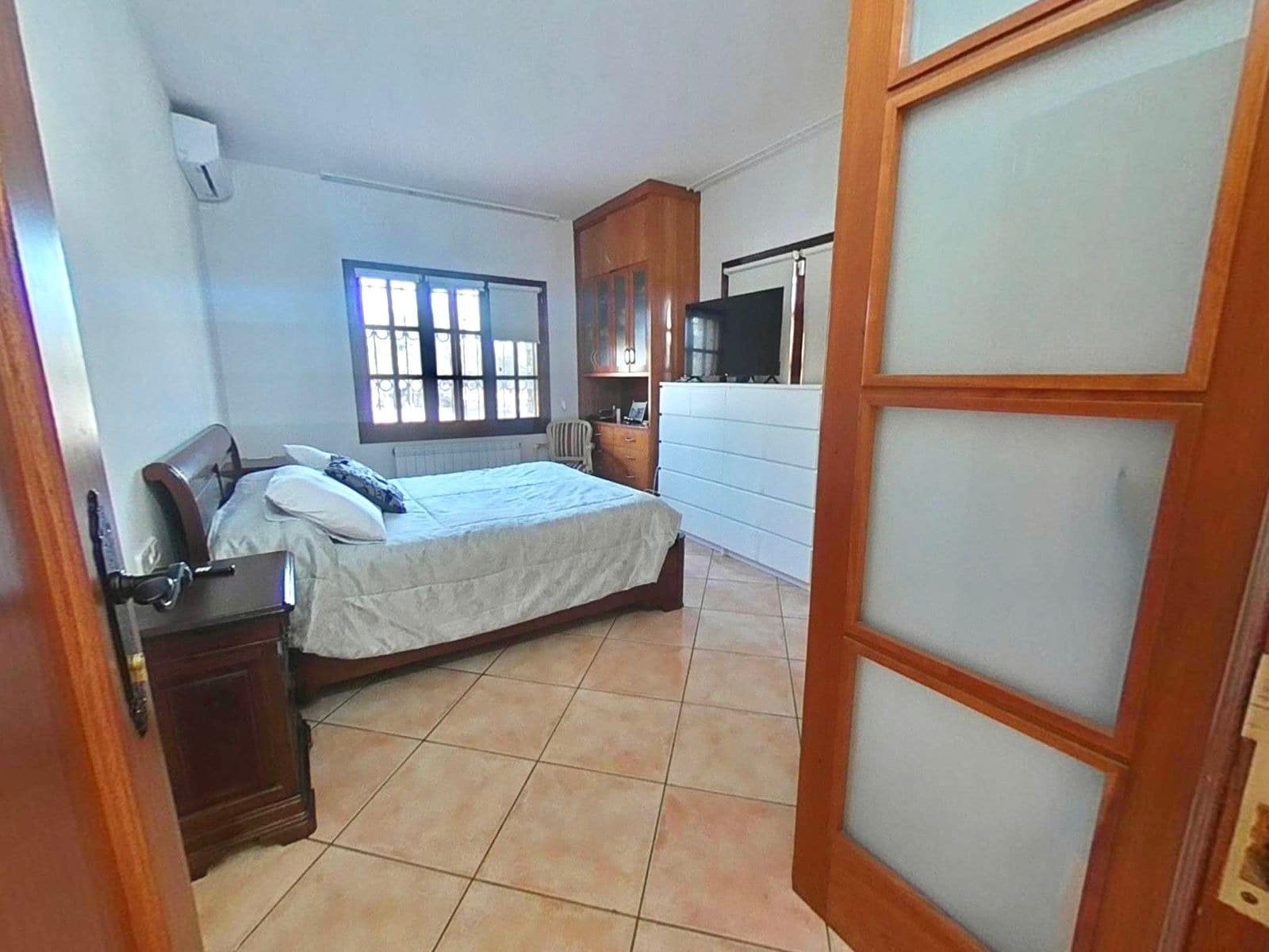 5 soveværelse Villa til salg i Les Pedreres med swimmingpool - € 675.000 (Ref: 7421267)