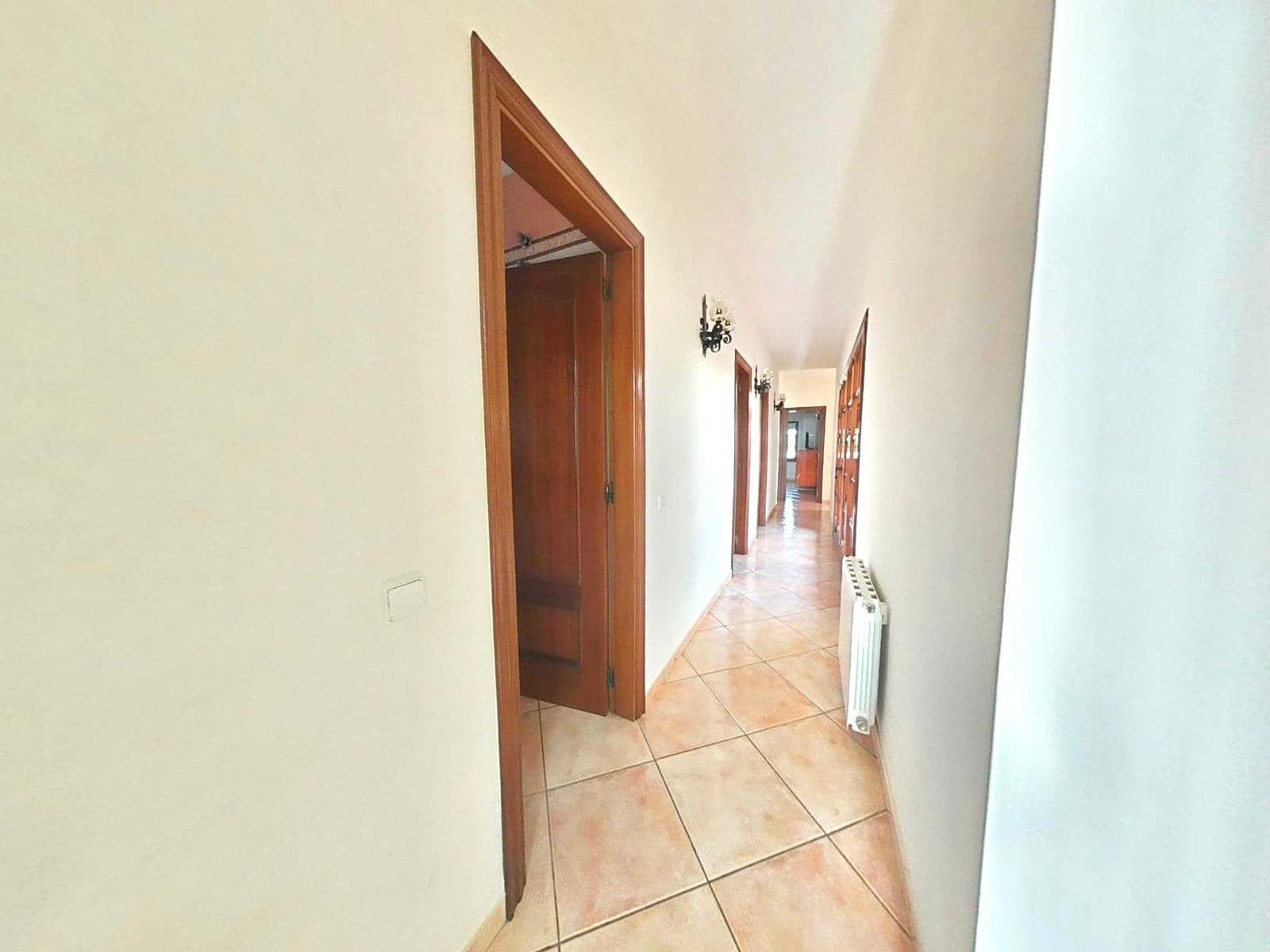 5 soveværelse Villa til salg i Les Pedreres med swimmingpool - € 675.000 (Ref: 7421267)