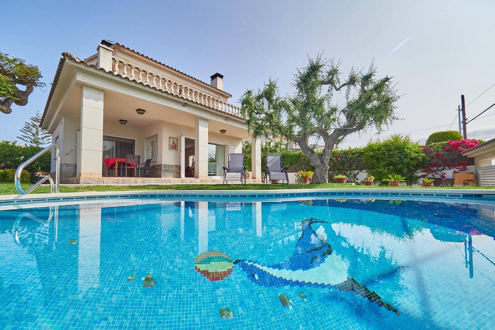 5 bedroom Villa for sale in Calafell with pool garage € 470,000 (Ref 7606999)