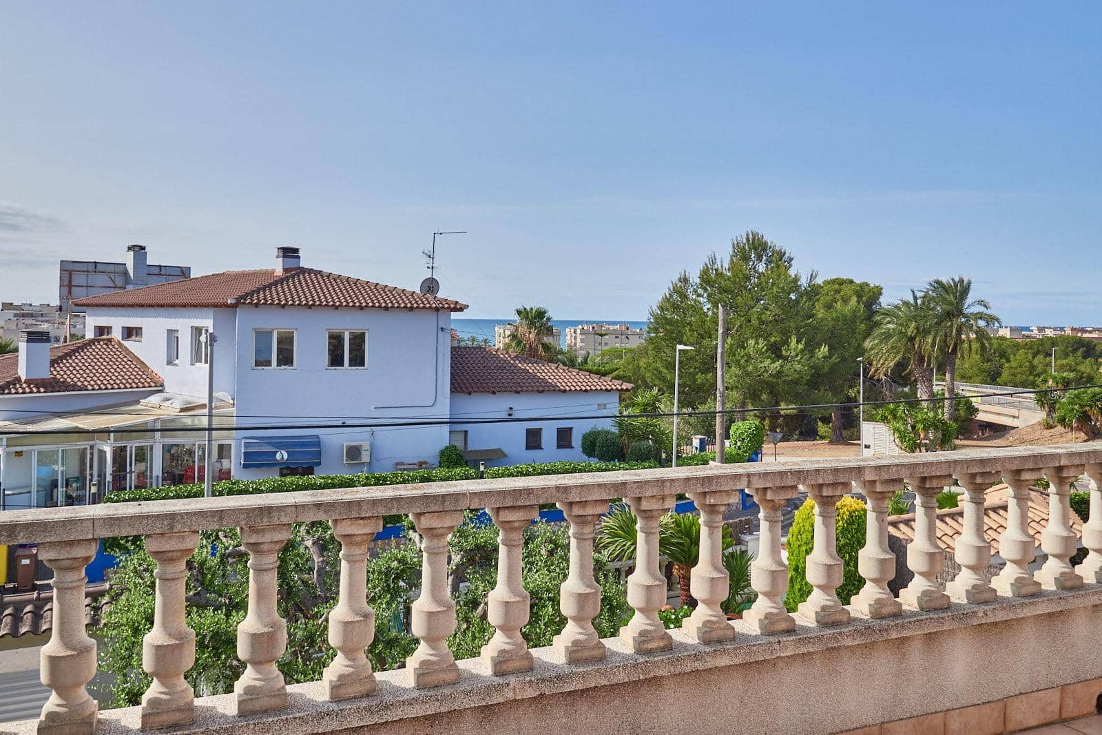 5 bedroom Villa for sale in Calafell with pool garage € 470,000 (Ref 7606999)
