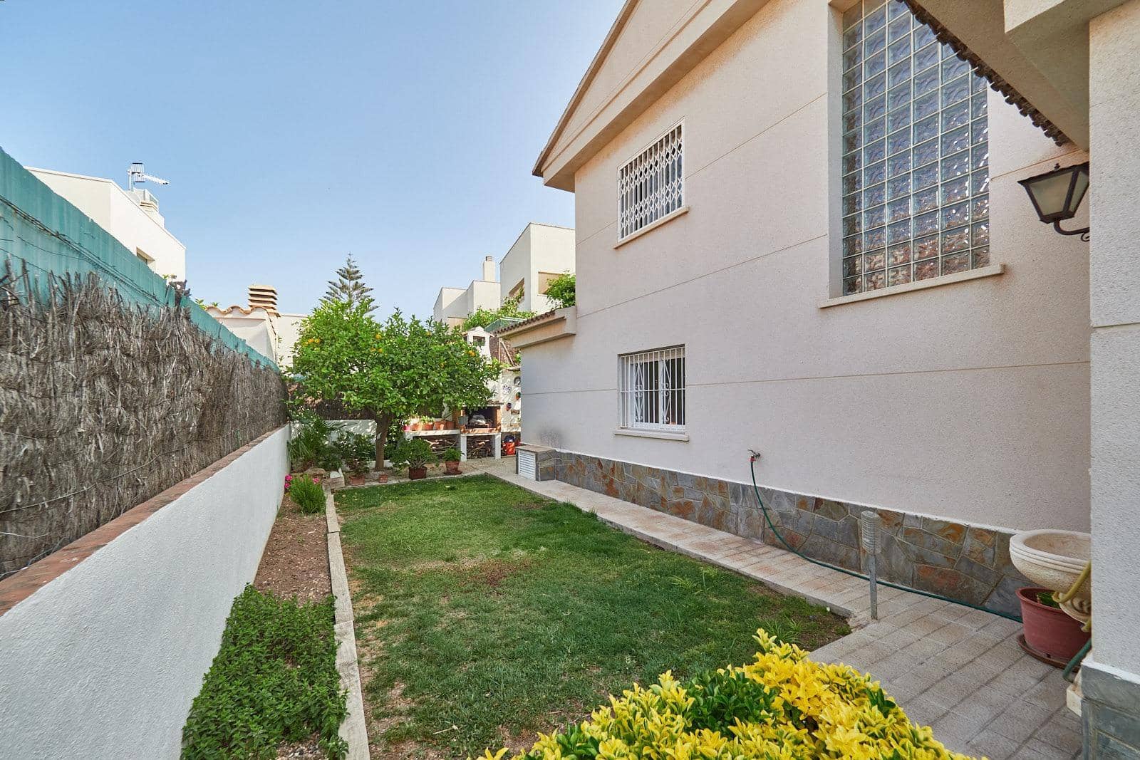 5 bedroom Villa for sale in Calafell with pool garage € 470,000 (Ref 7606999)