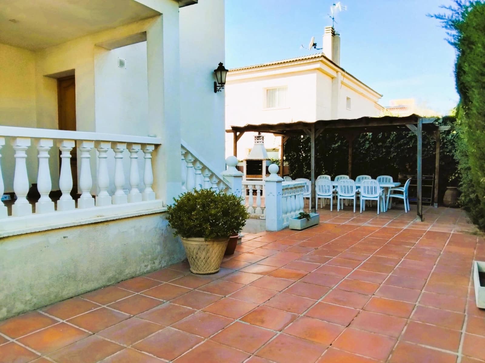 5 soverom Villa til salgs i El Vendrell med svømmebasseng garasje - € 550 000 (Ref: 8041630)