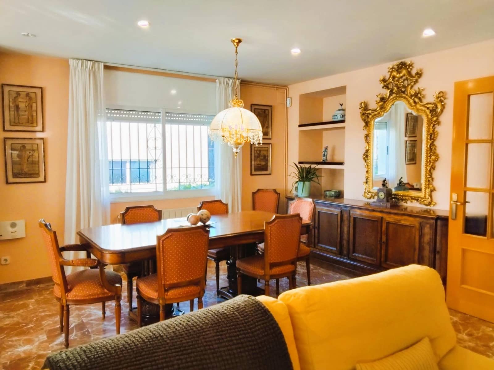 5 slaapkamer Villa te koop in El Vendrell met zwembad garage - € 550.000 (Ref: 8041630)