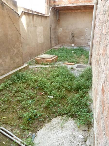 Erhverv til salg i Calafell - € 110.000 (Ref: 8226465)