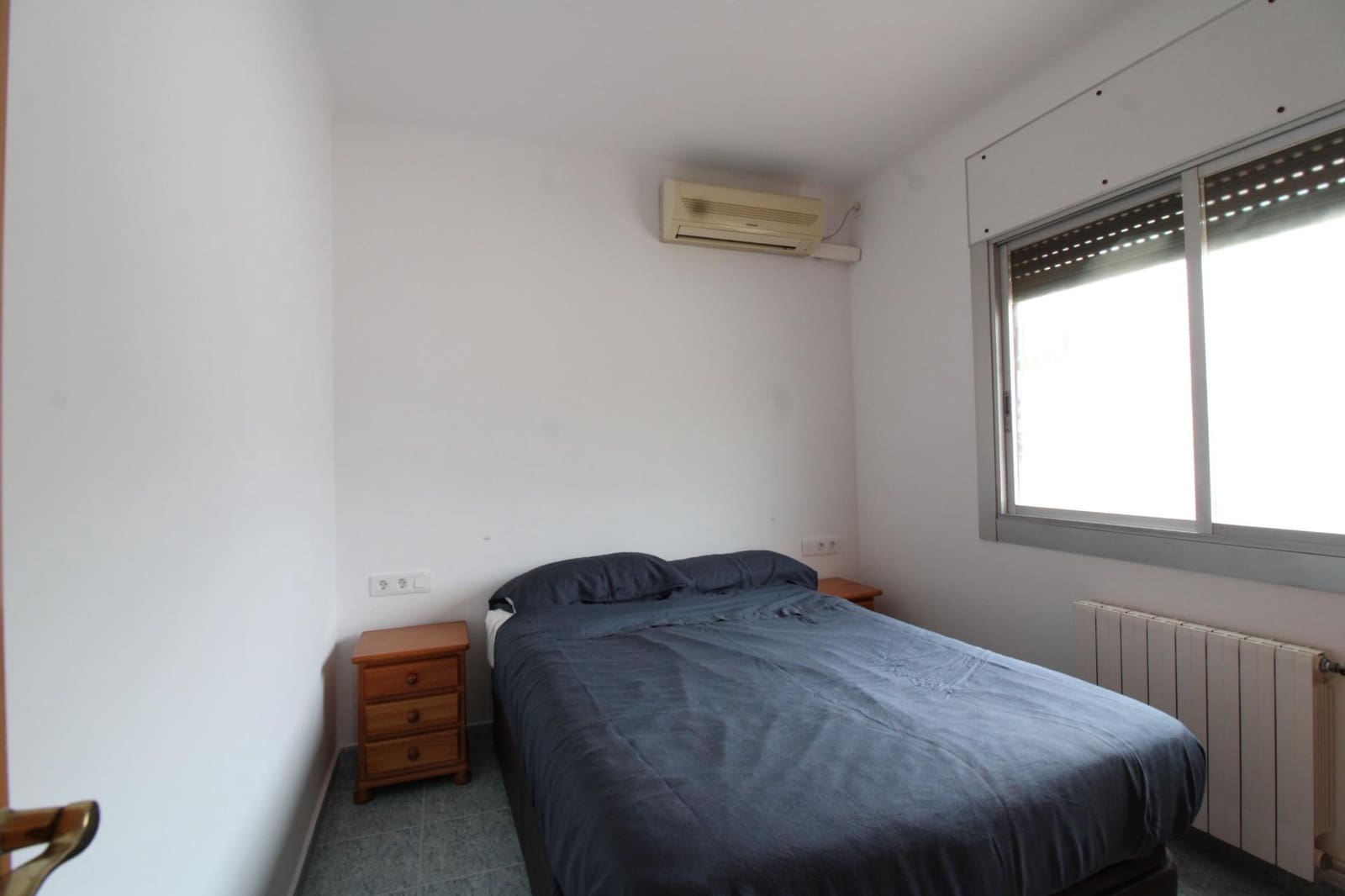 4 quarto Moradia Geminada para venda em Cunit - 260 000 € (Ref: 8318309)