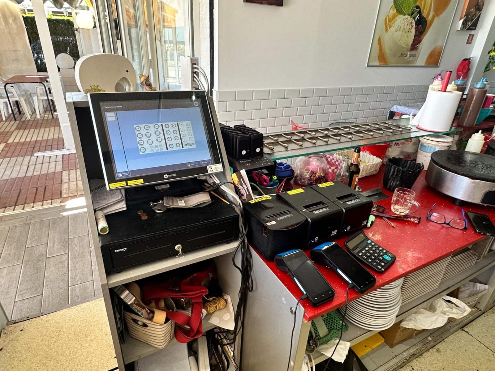 Kaupallinen myytävänä paikassa Cunit - 395 000 € (Ref: 8445800)