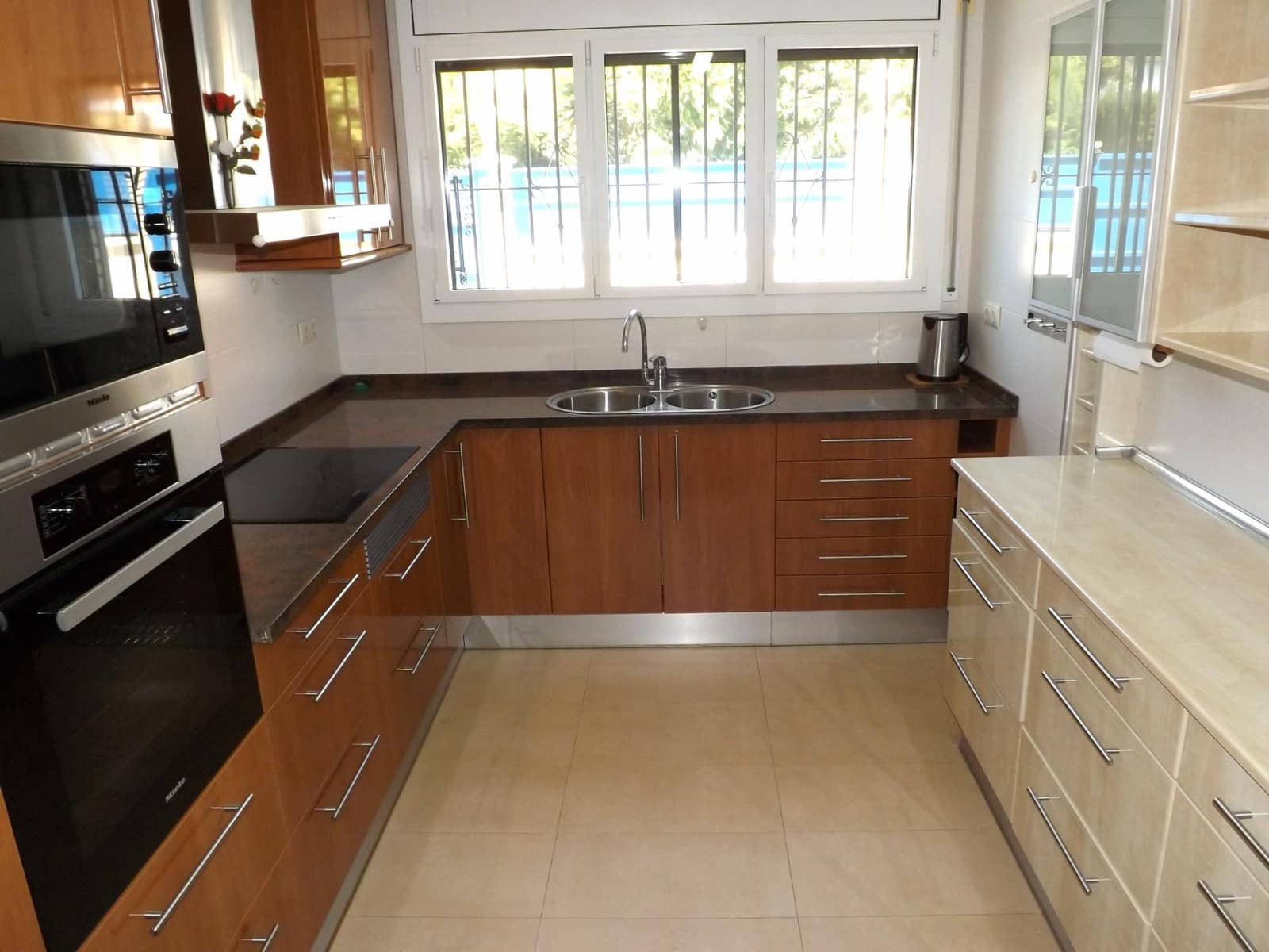 5 camera da letto Villetta Bifamiliare in vendita in Segur de Calafell con garage - 365.000 € (Rif: 8446544)