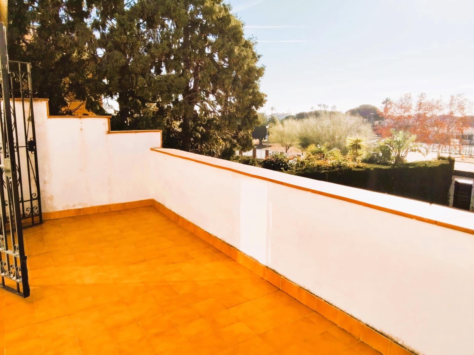 5 sypialnia Willa na sprzedaż w El Vendrell z basenem garażem - 550 000 € (Ref: 8469302)