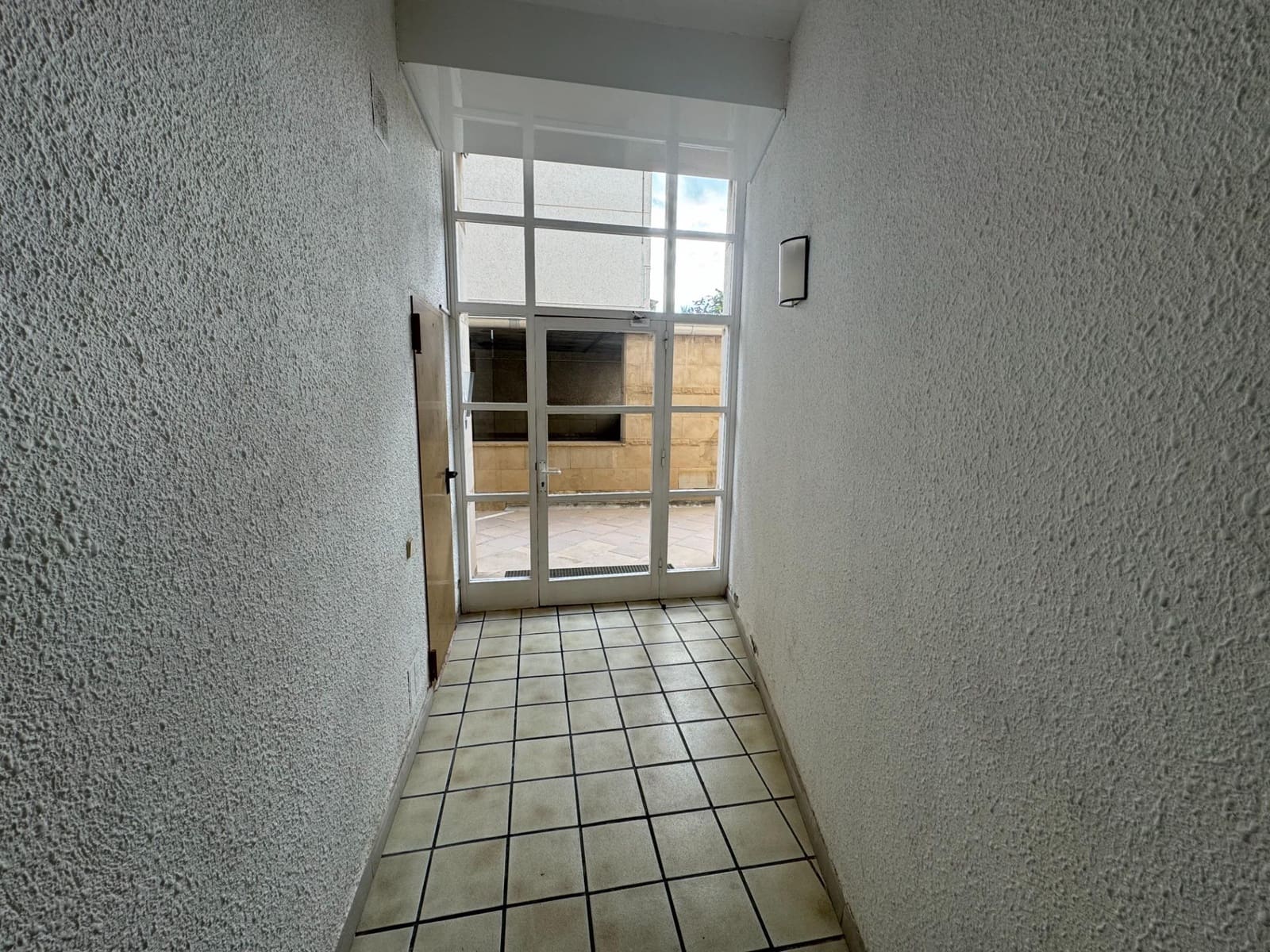 4 bedroom Flat for sale in El Vendrell with pool - € 345,000 (Ref: 8822581)