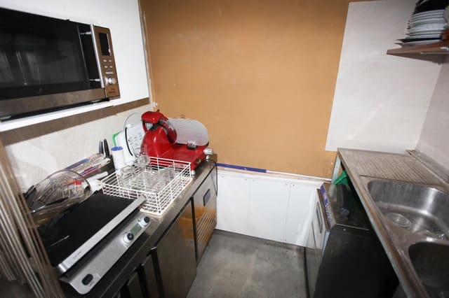 Commercieel te koop in Calafell - € 119.000 (Ref: 8827732)