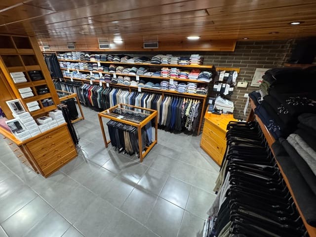 Local Commercial à vendre à El Vendrell - 120 000 € (Ref: 8917977)