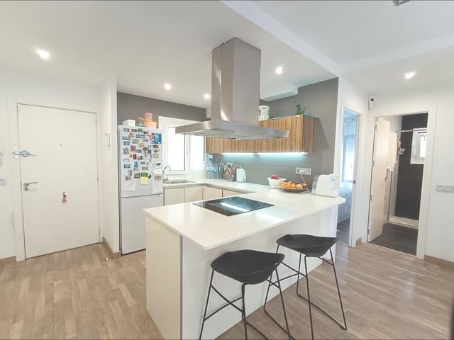 2 makuuhuone Kattohuoneisto myytävänä paikassa Segur de Calafell, Calafell mukana 
autotalli - 149 000 € (Ref: 8932286)