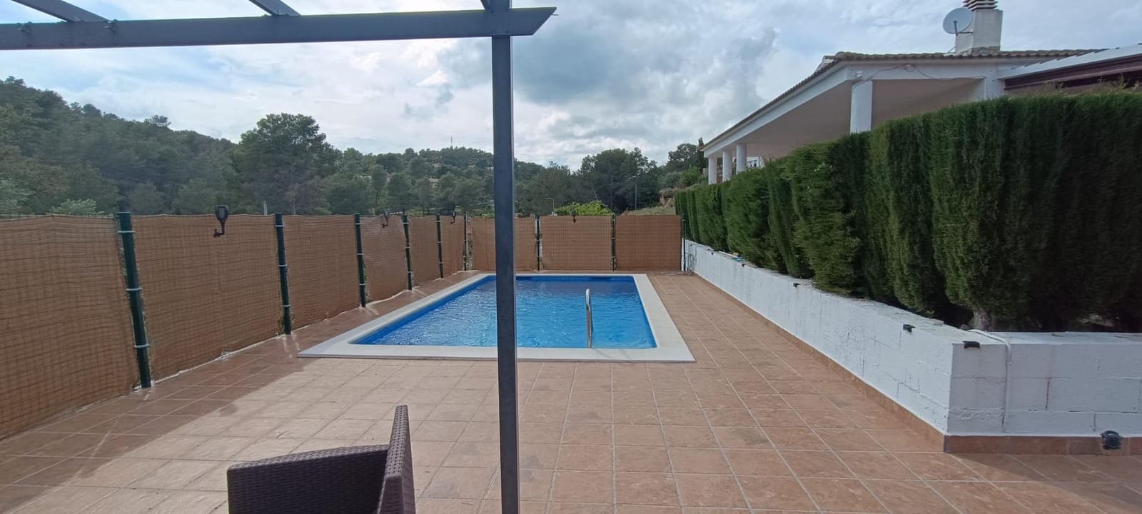 4 soveværelse Finca/Landehus til salg i Olivella med swimmingpool garage - € 330.000 (Ref: 8982441)