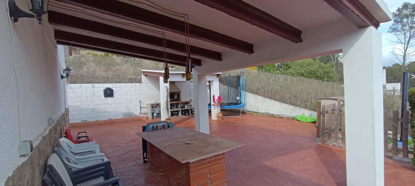 4 soveværelse Finca/Landehus til salg i Olivella med swimmingpool garage - € 330.000 (Ref: 8982441)