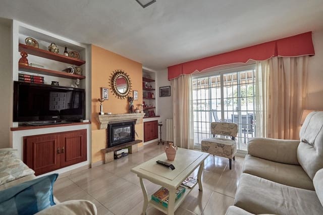 4 quarto Moradia em Banda para venda em Cunit - 285 000 € (Ref: 8992483)