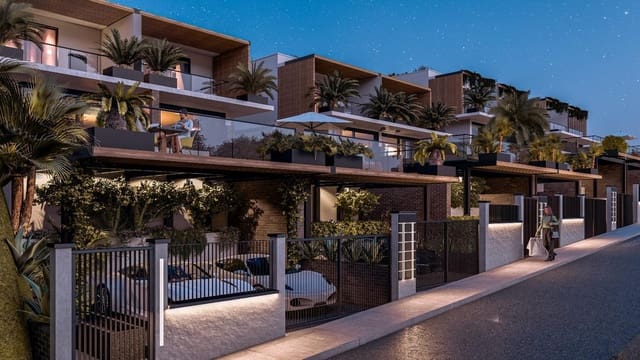 4 sovrum Semi-fristående Villa till salu i Segur de Calafell, Calafell med pool - 445 000 € (Ref: 9008590)