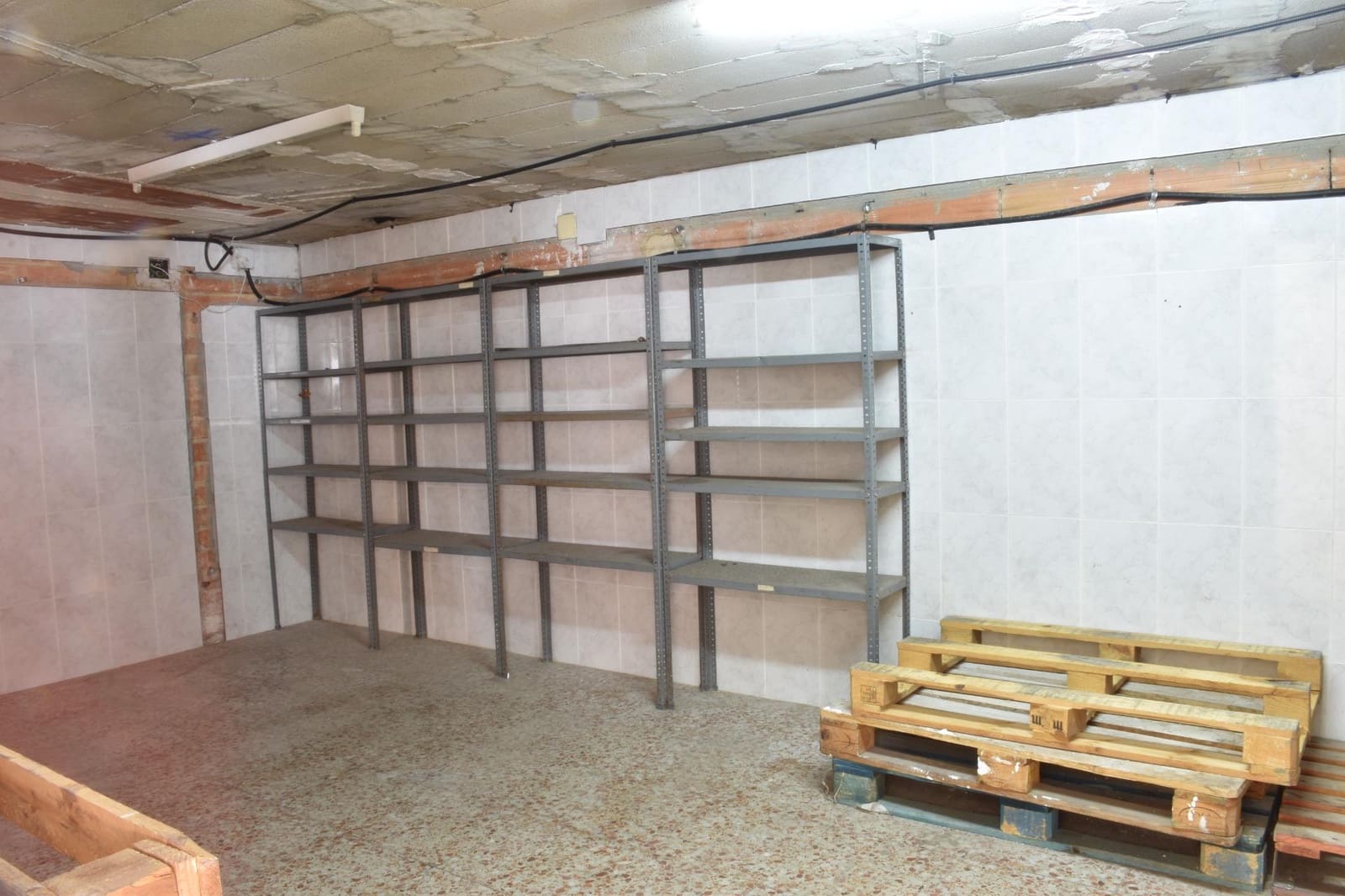 Commercieel te koop in El Vendrell - € 173.250 (Ref: 9036683)