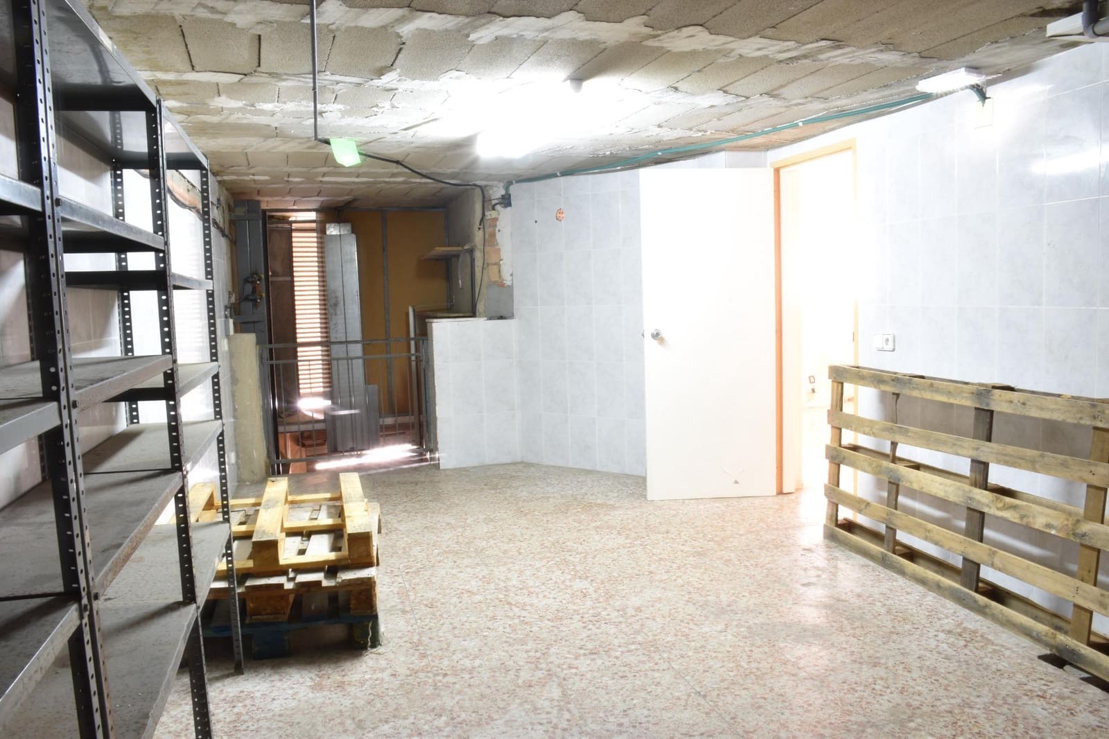 Commercieel te koop in El Vendrell - € 173.250 (Ref: 9036683)