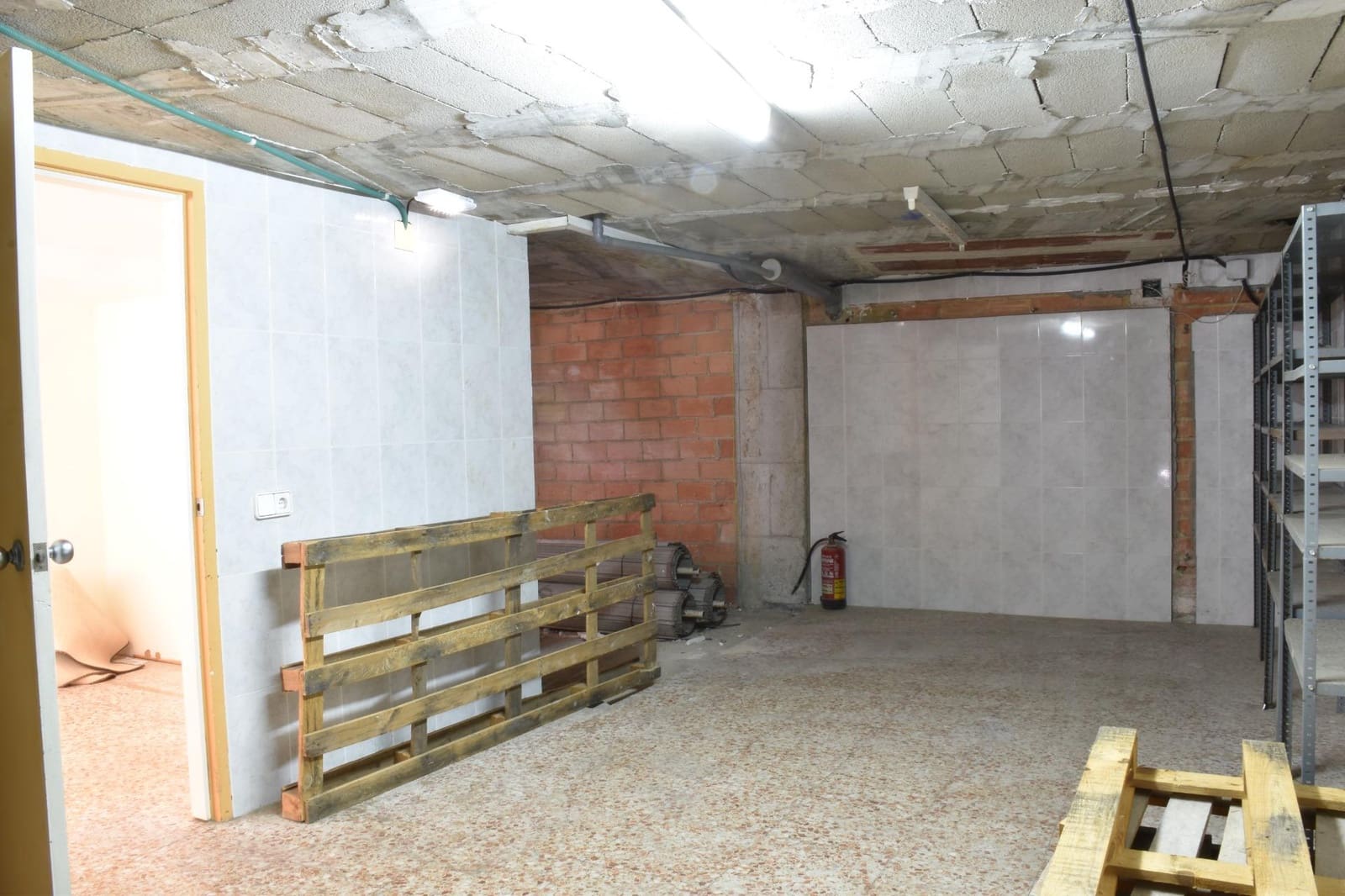 Commercieel te koop in El Vendrell - € 173.250 (Ref: 9036683)